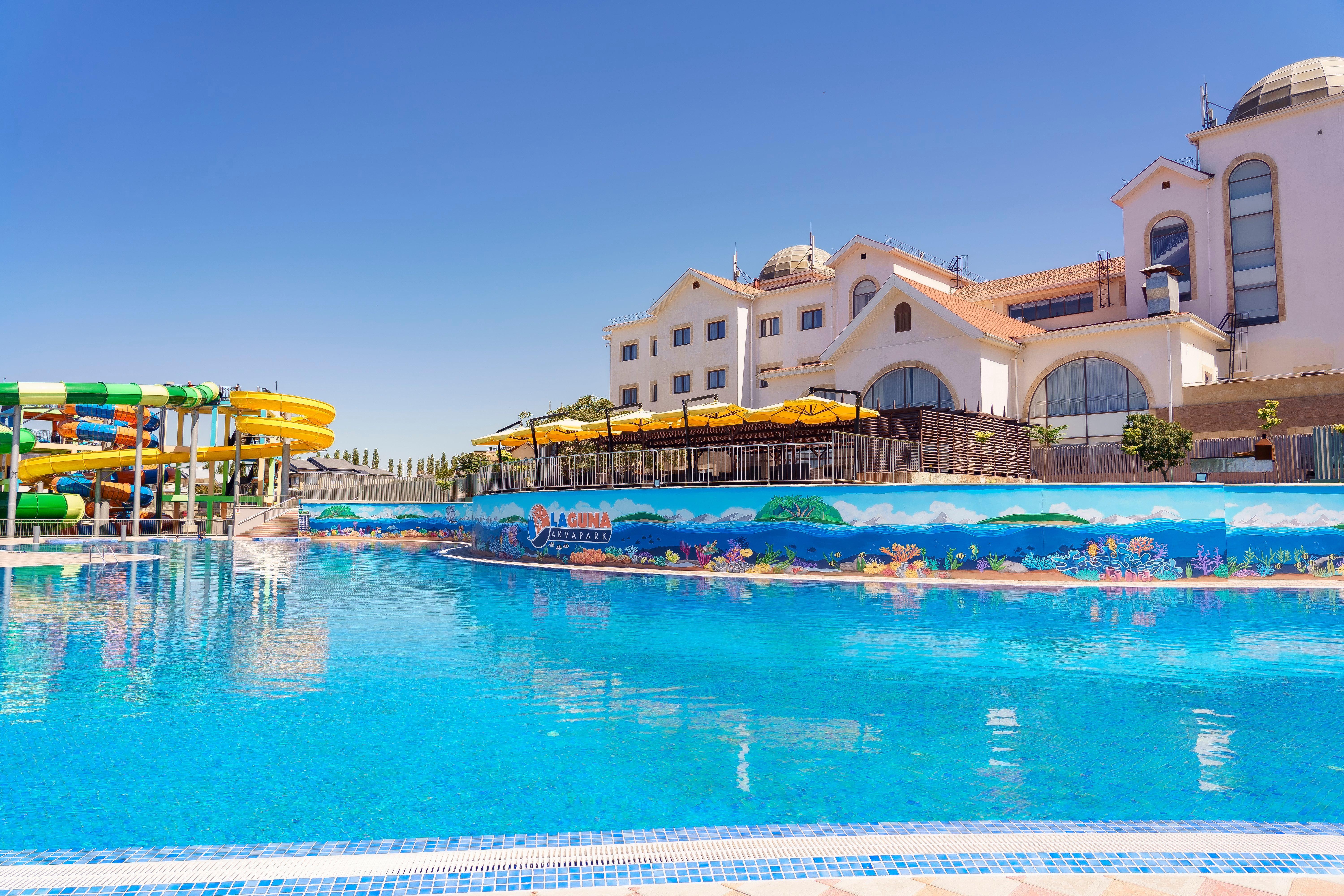 Holiday Inn - Aktau - Seaside, An Ihg Hotel Ngoại thất bức ảnh