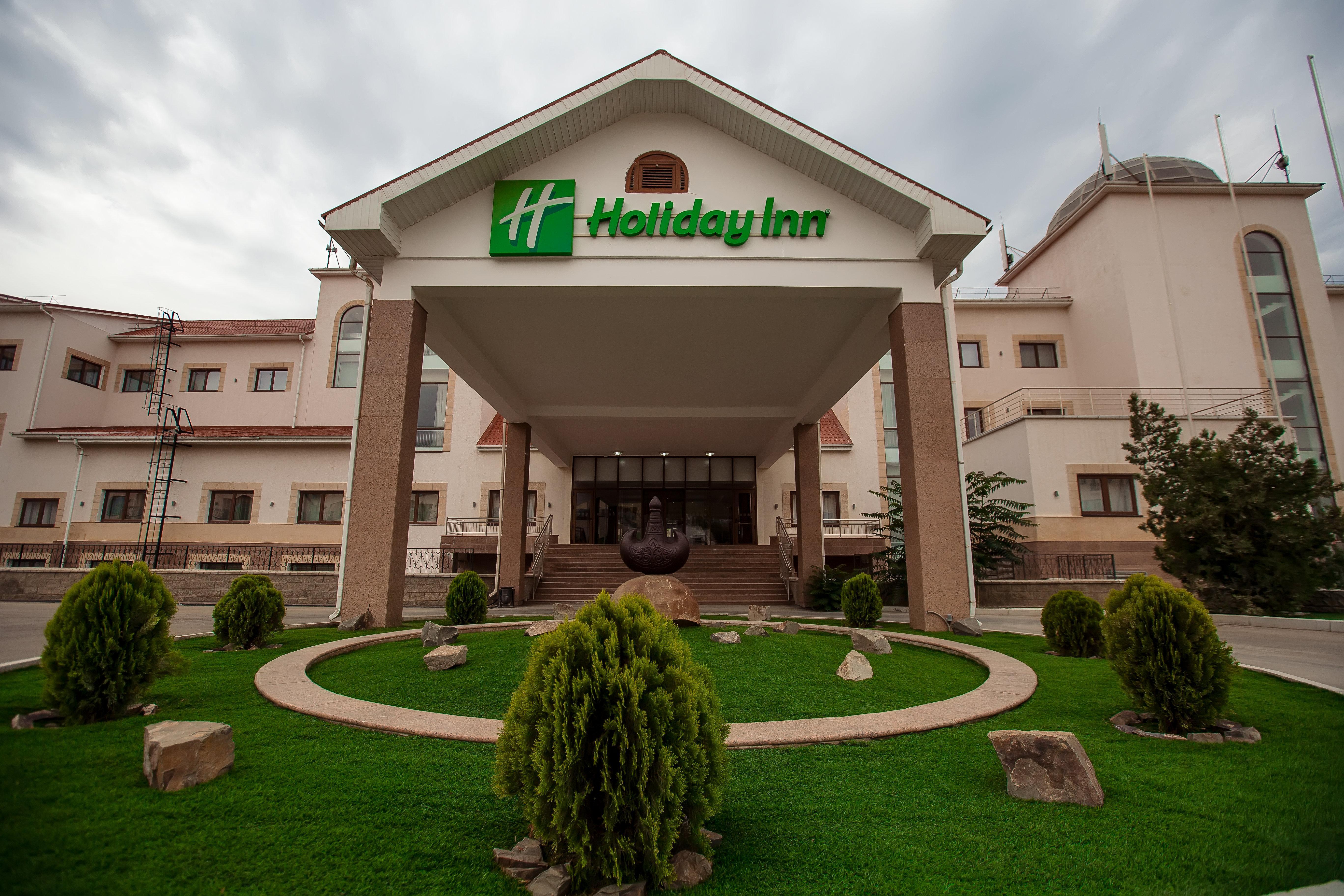 Holiday Inn - Aktau - Seaside, An Ihg Hotel Ngoại thất bức ảnh