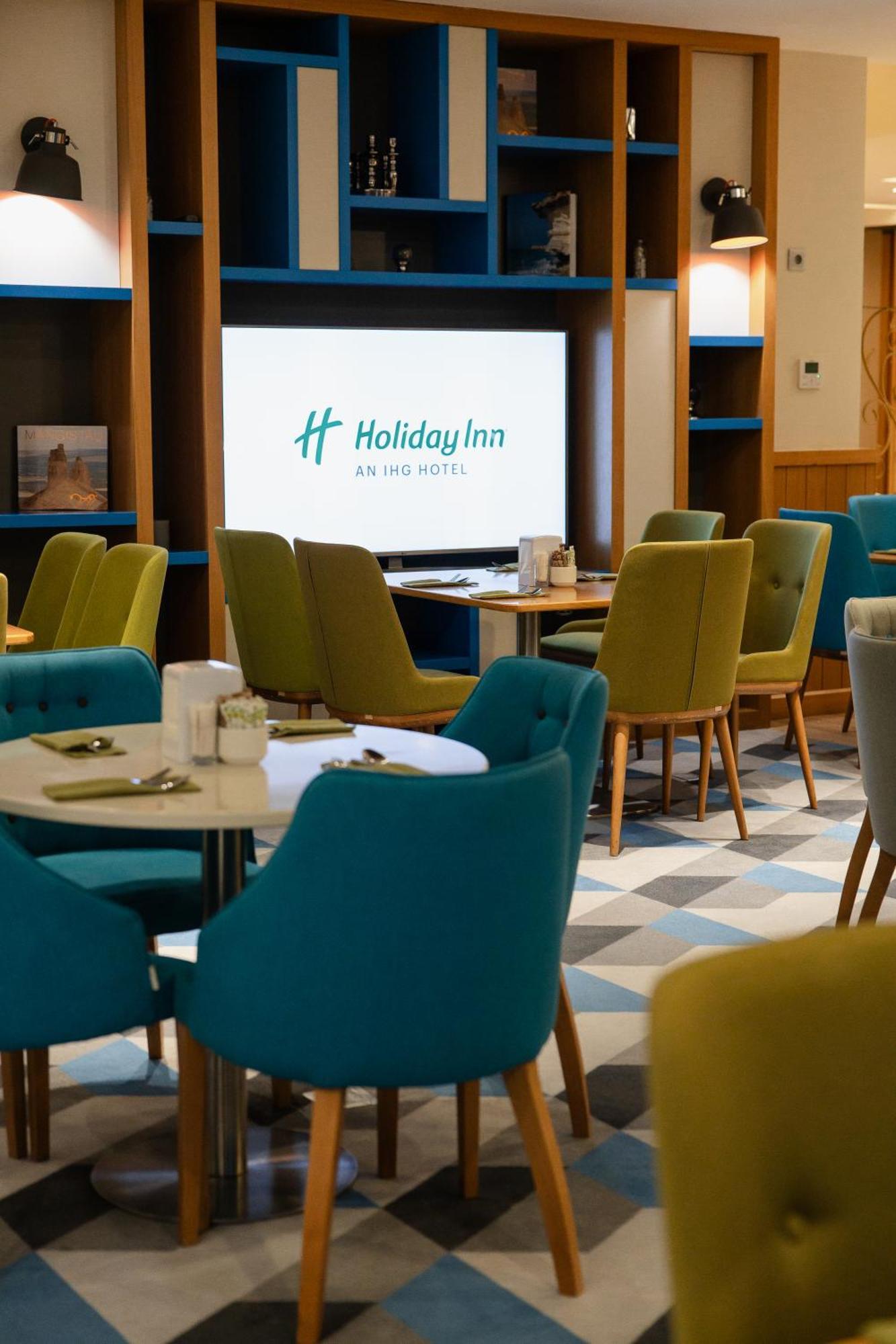 Holiday Inn - Aktau - Seaside By Ihg Ngoại thất bức ảnh