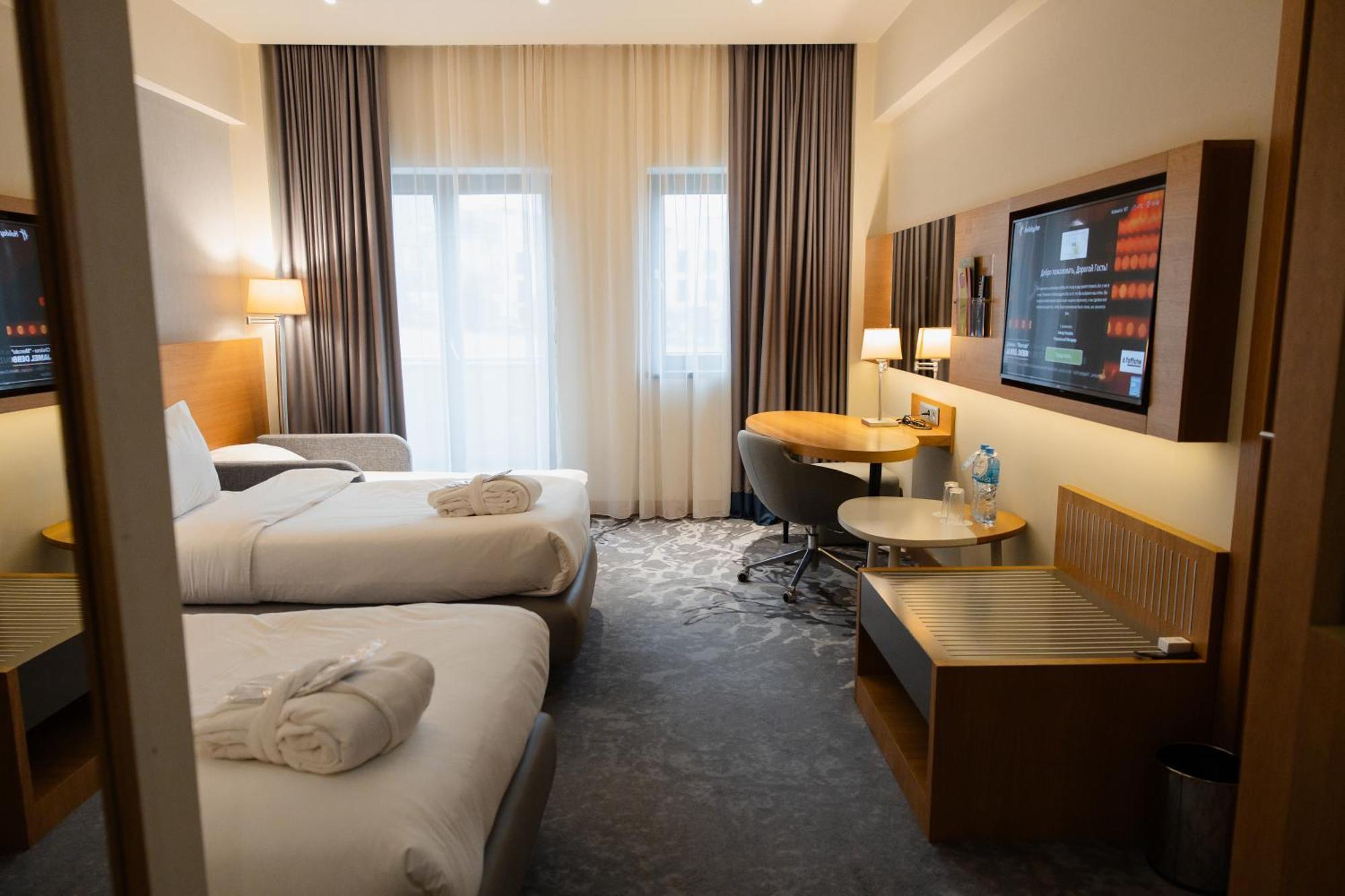 Holiday Inn - Aktau - Seaside By Ihg Ngoại thất bức ảnh