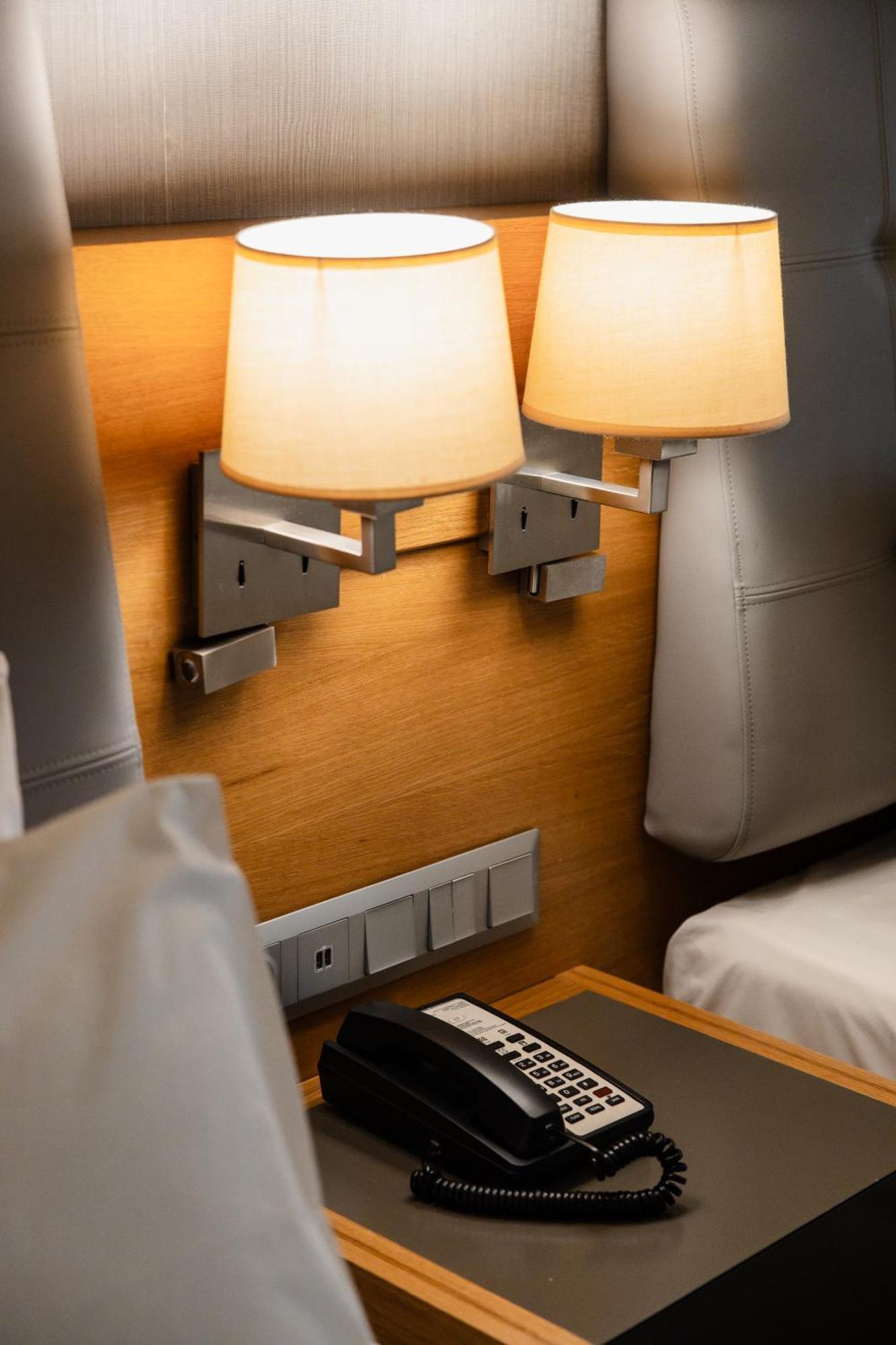 Holiday Inn - Aktau - Seaside By Ihg Ngoại thất bức ảnh